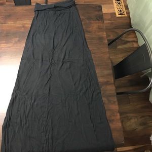 Long black maxi skirt