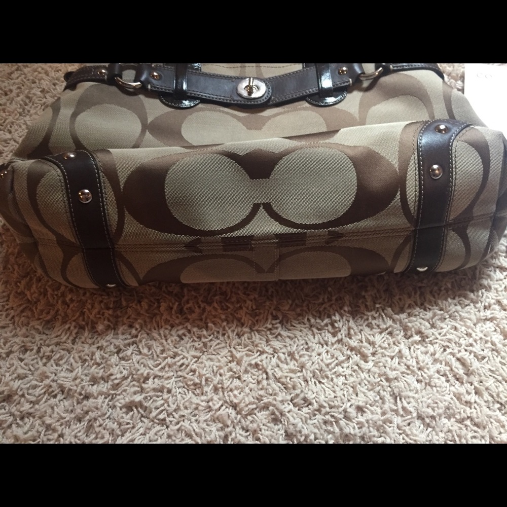Coach Signature Pattern Satchel - Picture 3 of 4