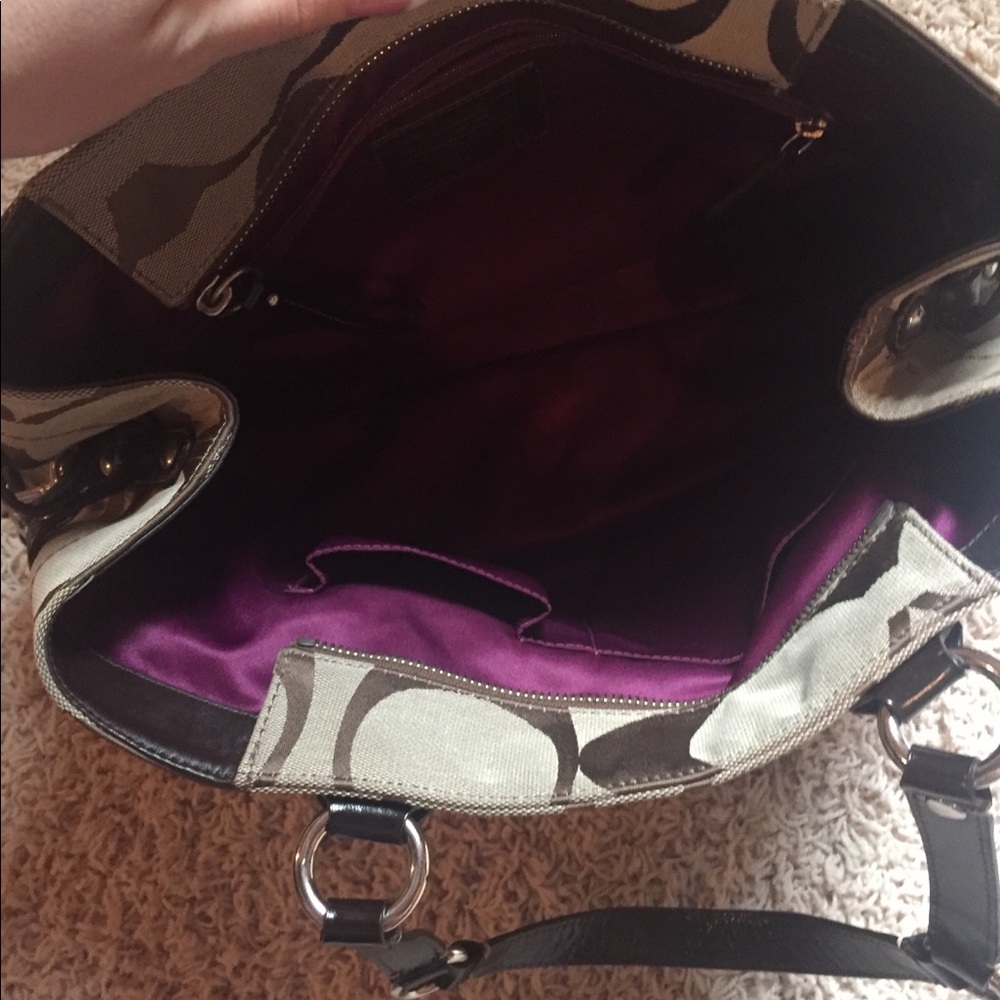 Coach Signature Pattern Satchel - Picture 4 of 4