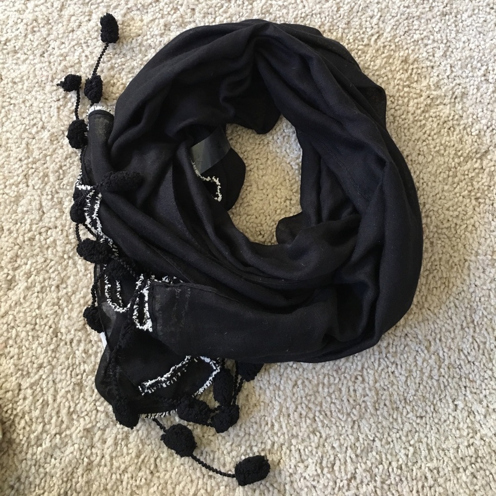 Black scarf