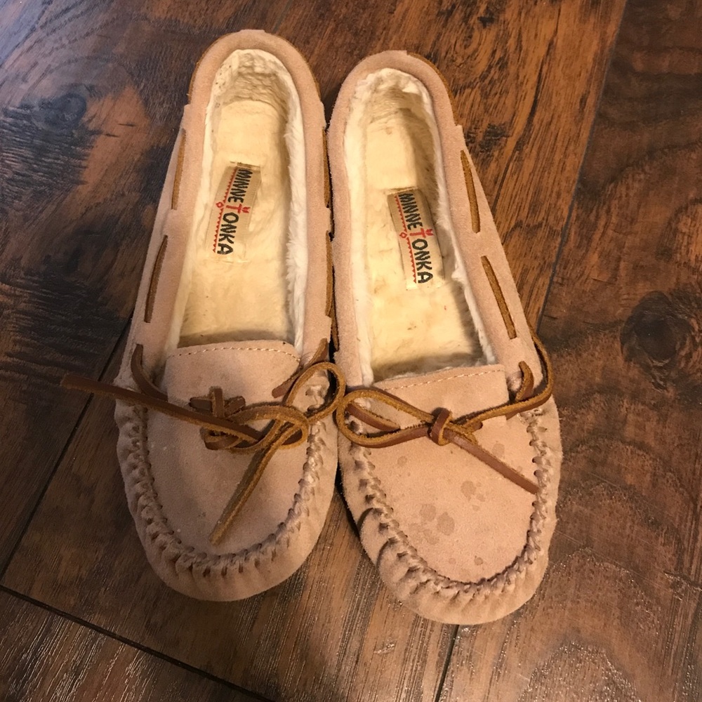 Minnetonka Shoes