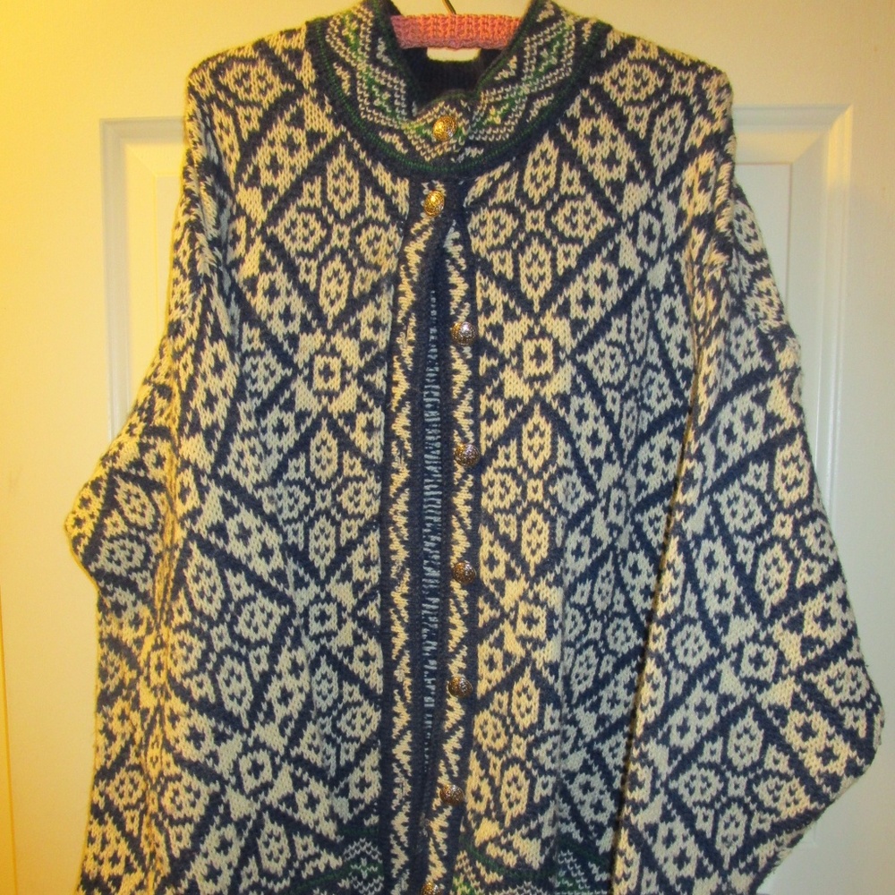 LL Bean Made in USA Wool Sweater Woman's XL Blue