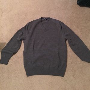 Gap Men's Grey V-Neck Sweater (M - slim fit)