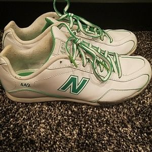 NB tennis shoes