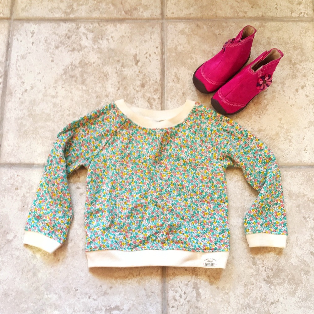 🌸🌸Carter's flower baby sweatshirt🌸🌸