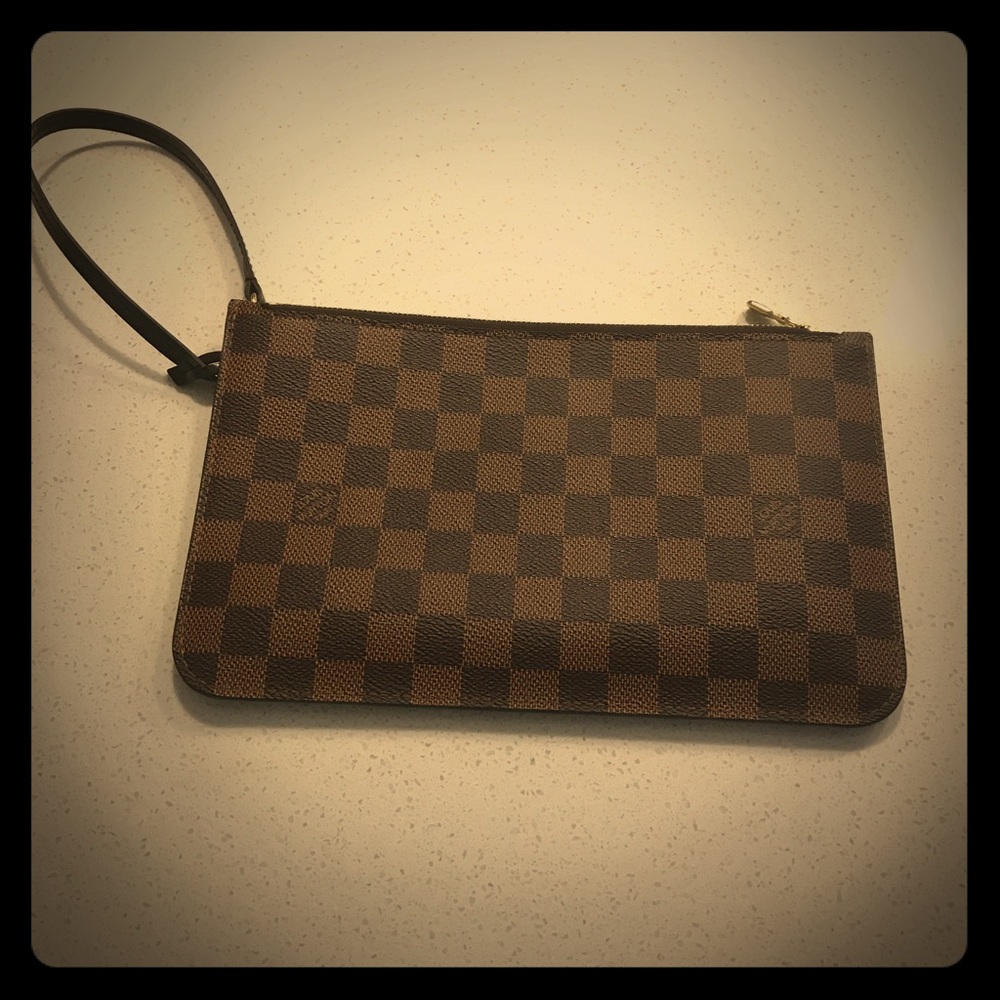 ***SOLD***Louis Vuitton Wristlet