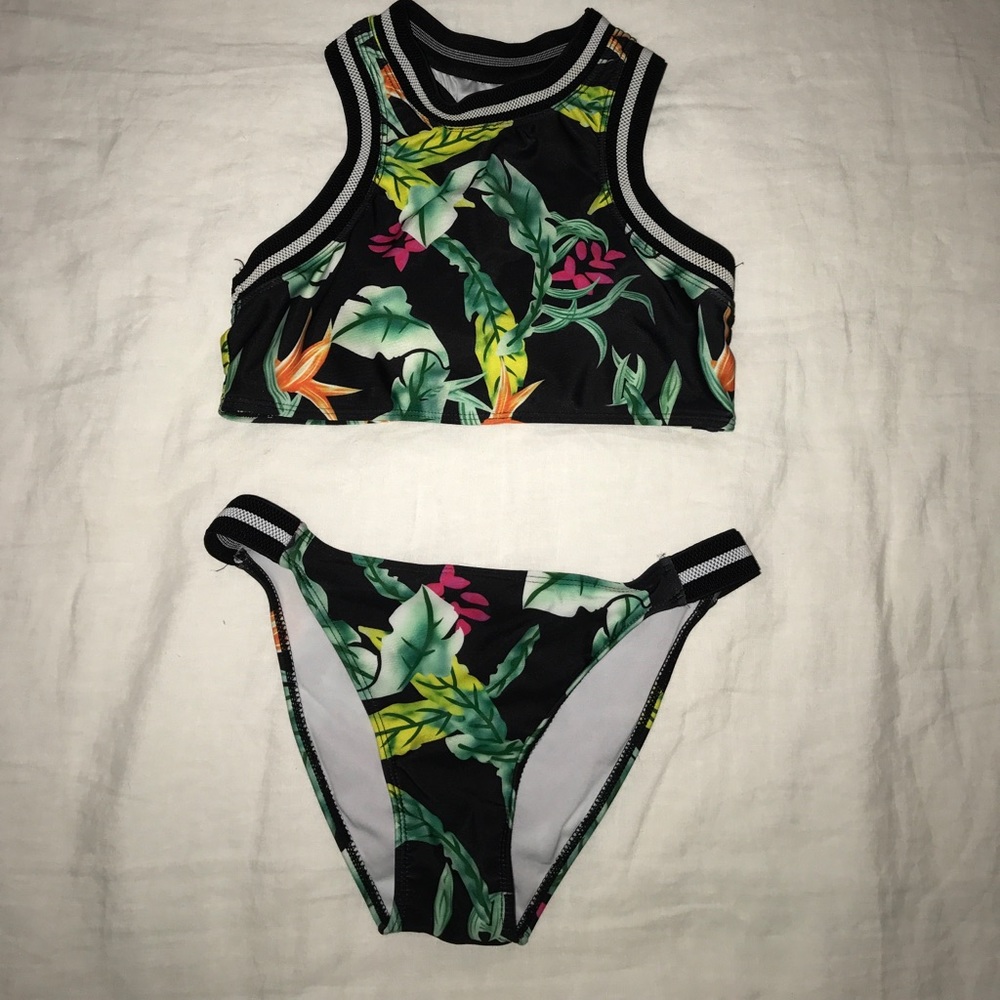 women's halter top bikini set