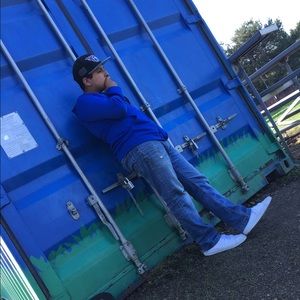 Meet your Posher, Jesus