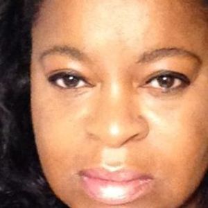 Meet your Posher, Angie