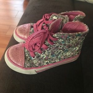 Kids shoes