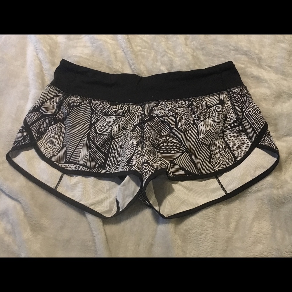 Lululemon Dottie Tribe Speed Shorts