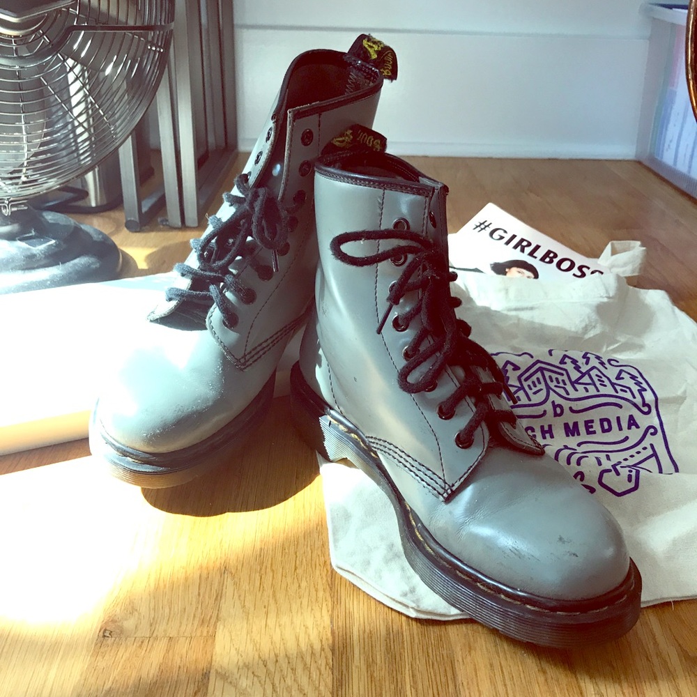 Doc Marten Gray 8eye lace ups - Size 8