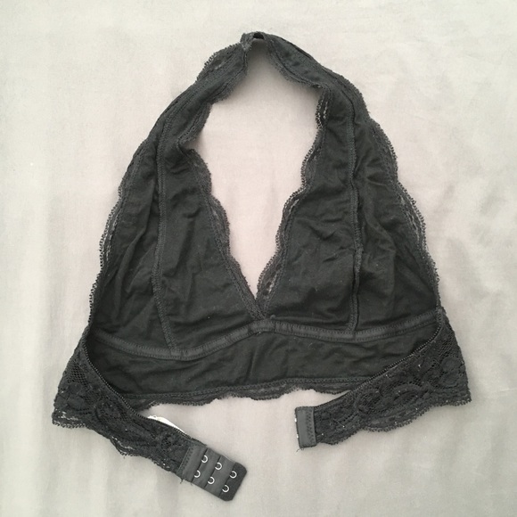 Black lacy bralette - Picture 2 of 3