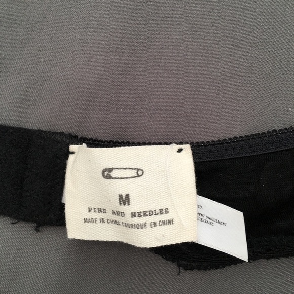 Black lacy bralette - Picture 3 of 3