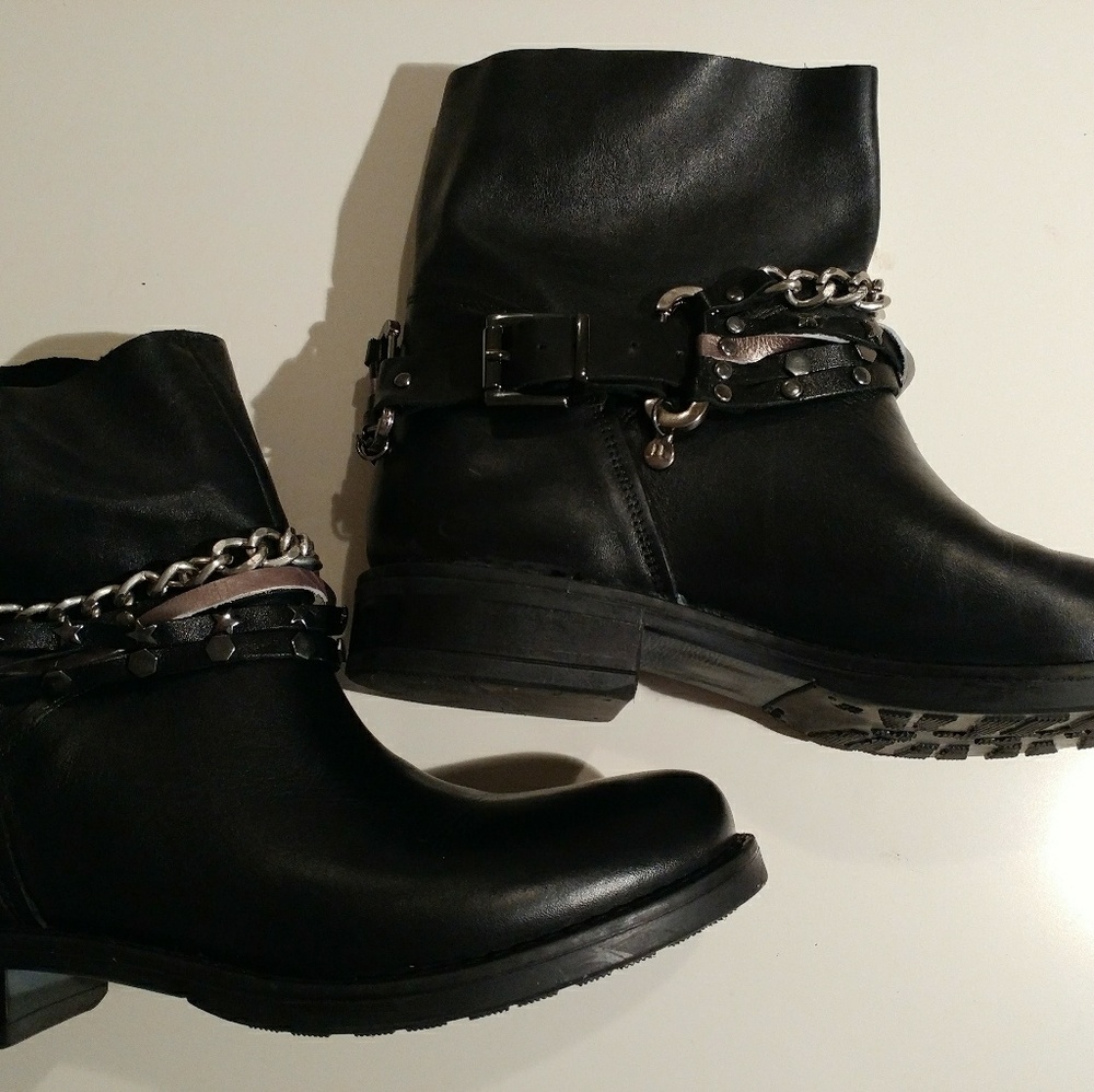Biker boots black leather made in Italy 9M NEW