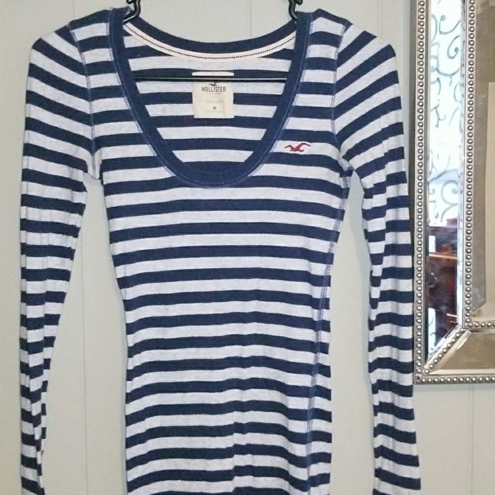 Hollister long sleeve stretchy top