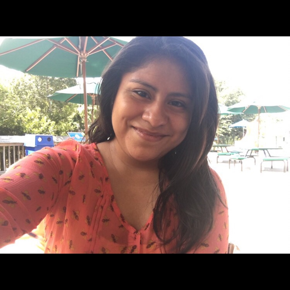 Meet your Posher, Daniela