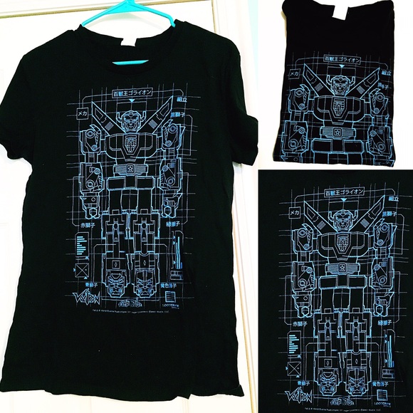 Tops - NWOT Transformers T-Shirt Tops - NWOT Transformers T-Shirt