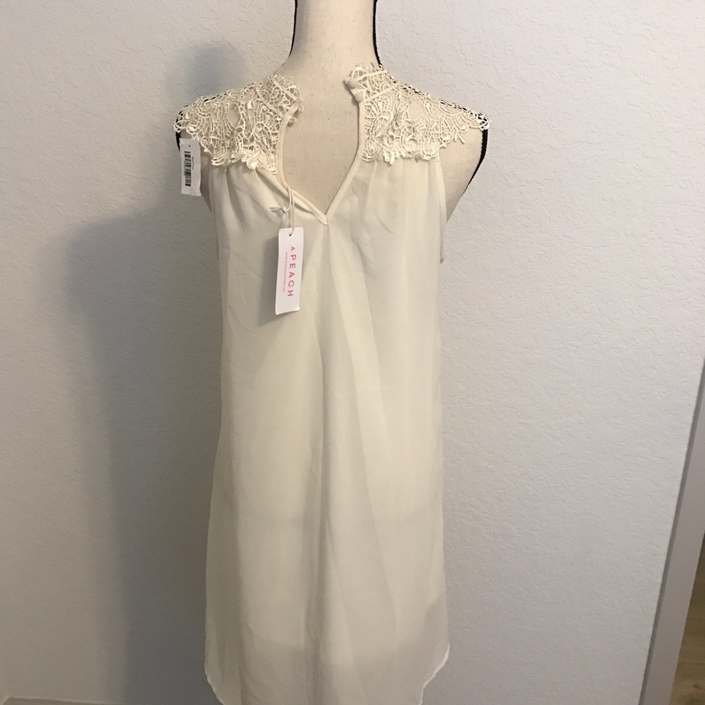BEAUTIFUL WHITE/OFF WHITE DRESS BRAND NWT!