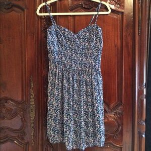 Size L A&F dressy dress. Slinky material.