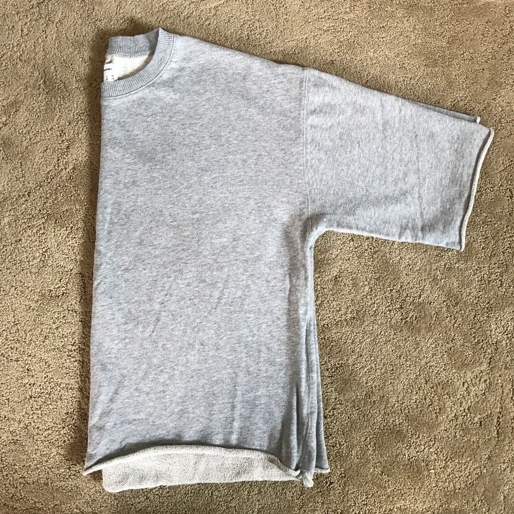 Urban Outfitters Semi Cropped OSized Sweatshirt