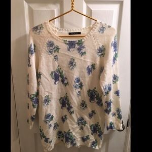 Ingni Floral Sweater