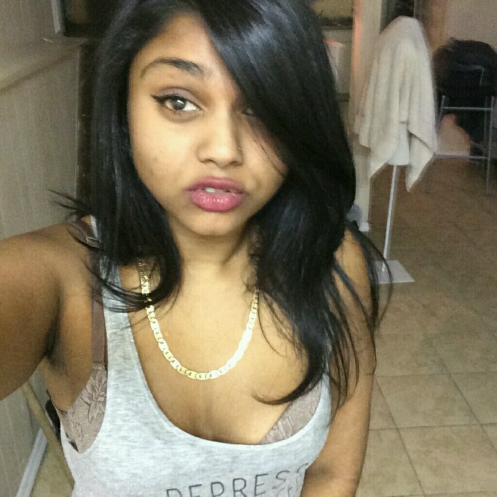 Meet your Posher, Karishma