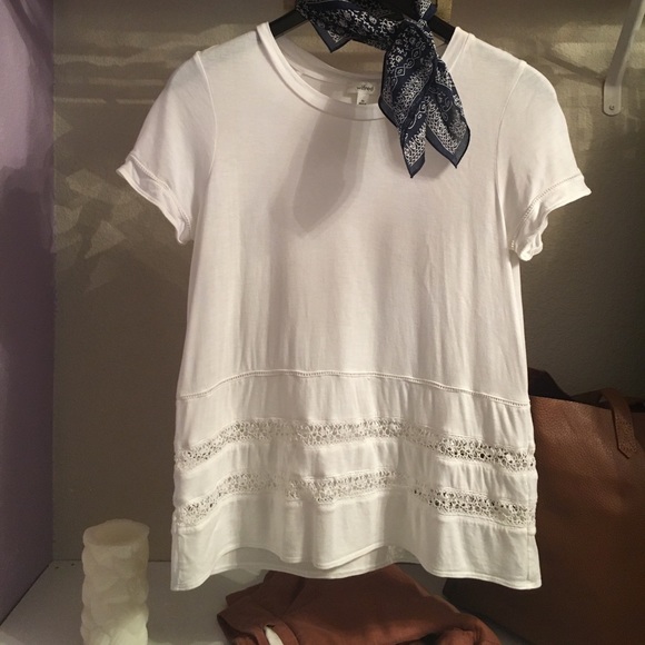 Aritzia Tops - Tops