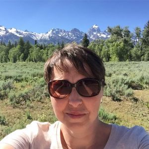 Meet your Posher, Elizabeth