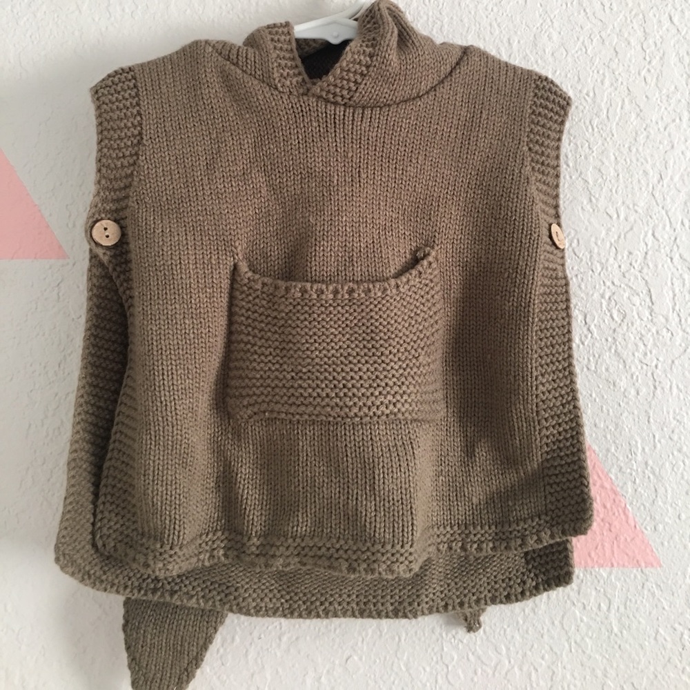 Knitted bunny 🐰 poncho