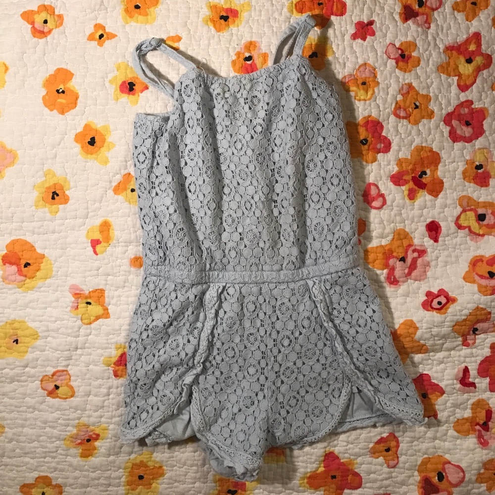 ITS SO FROCKING CUTE! 💙 Blue lace romper size 4T