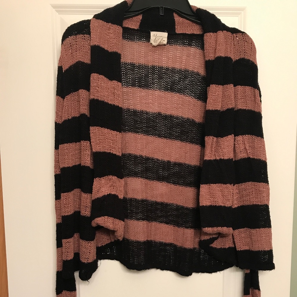 Long sleeve cardigan sweater
