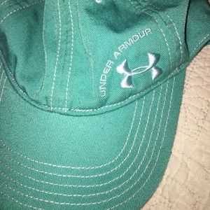 women's under armour hat