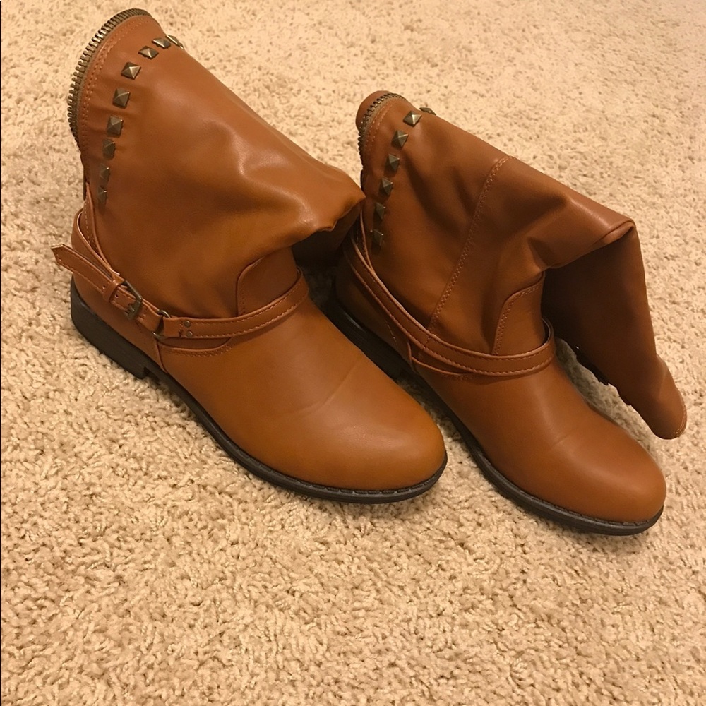 Brown boots