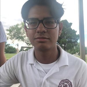 Meet your Posher, Carlos