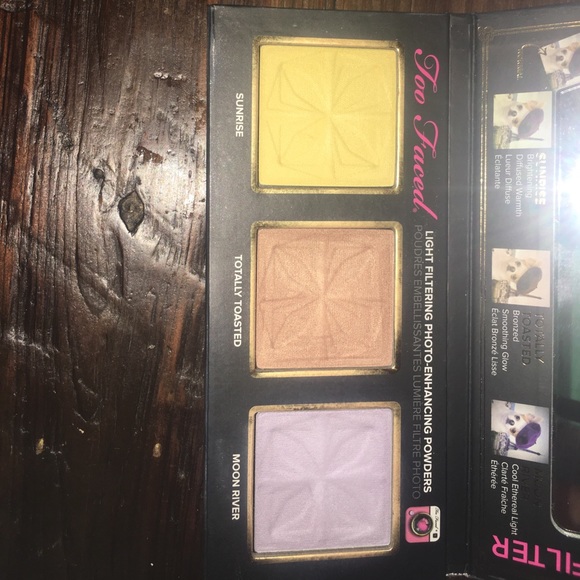 Too Faced Selfie Powders - Picture 3 of 3