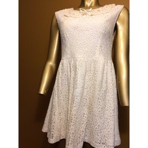 White lace dress