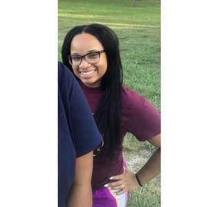 Meet your Posher, Hailey