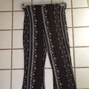 Stretchy patterned pants