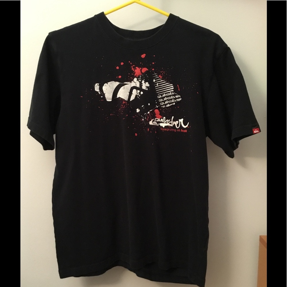 Quiksilver T shirt