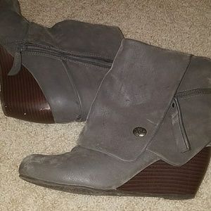 Suede wedge ankle boots