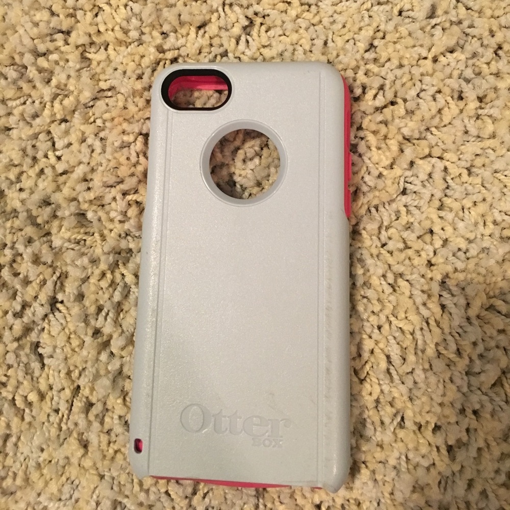 iPhone 5c otterbox phone case