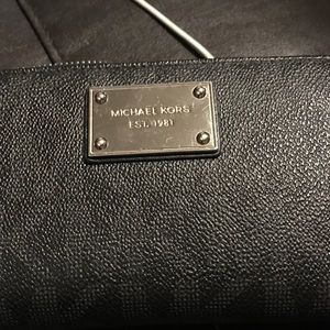 Michale Kors wallet