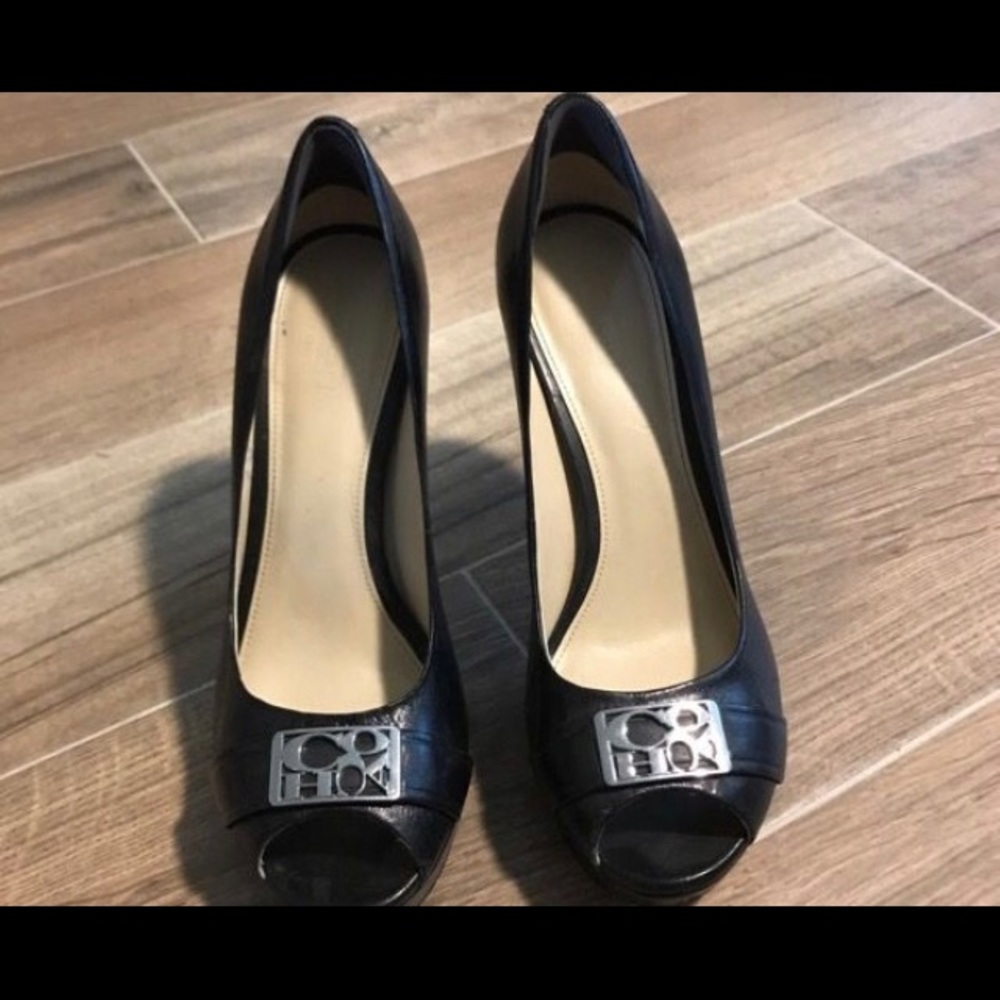 Coach Black Pumps