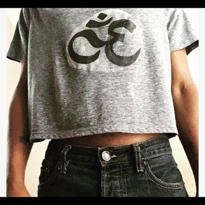 Crop Top Vintage Iron on Graphic T