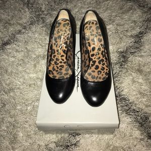 Black Jessica Simpson Pumps