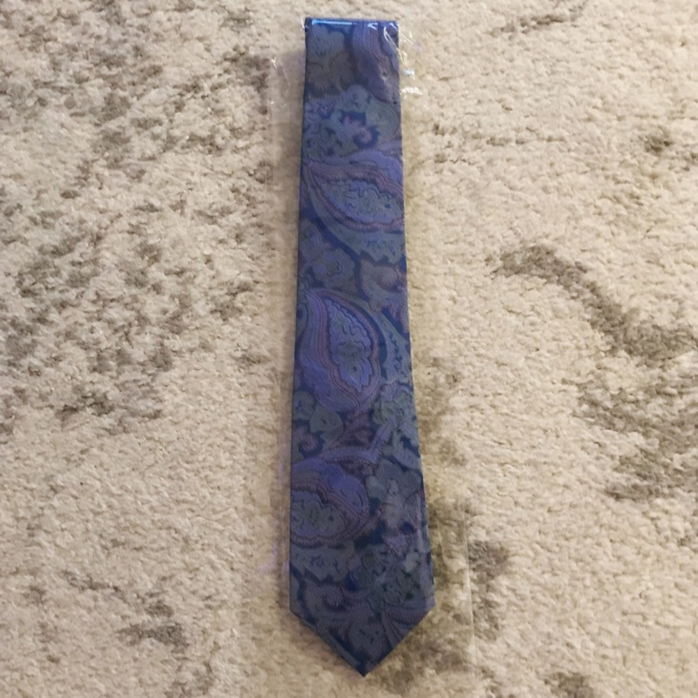 Blue & purple paisley 3" hand woven silk tie