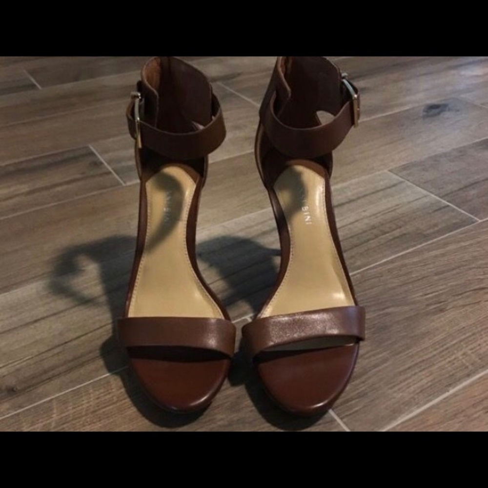 Gianni Bini Nude Heel Sandals