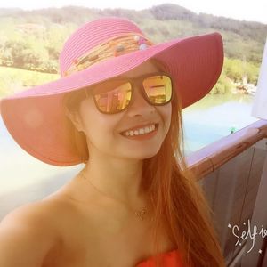 Meet your Posher, May