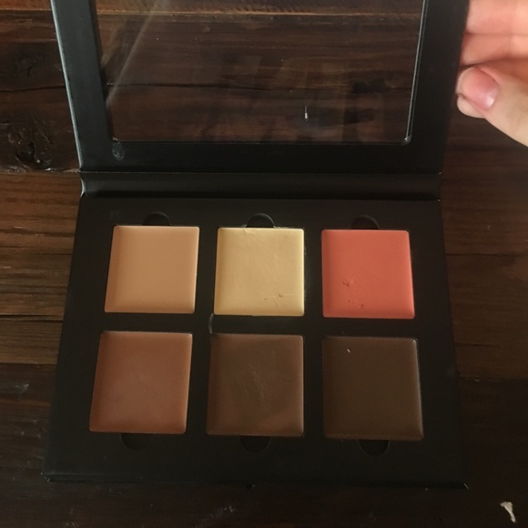 ABH Contour Cream Kit - Picture 2 of 3
